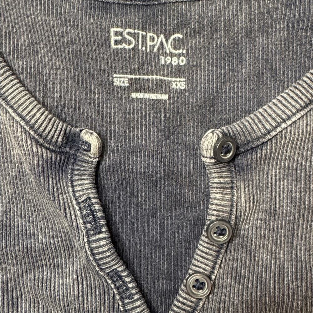 PacSun Gray Ribbed Tank Top - Picture 3 of 3
